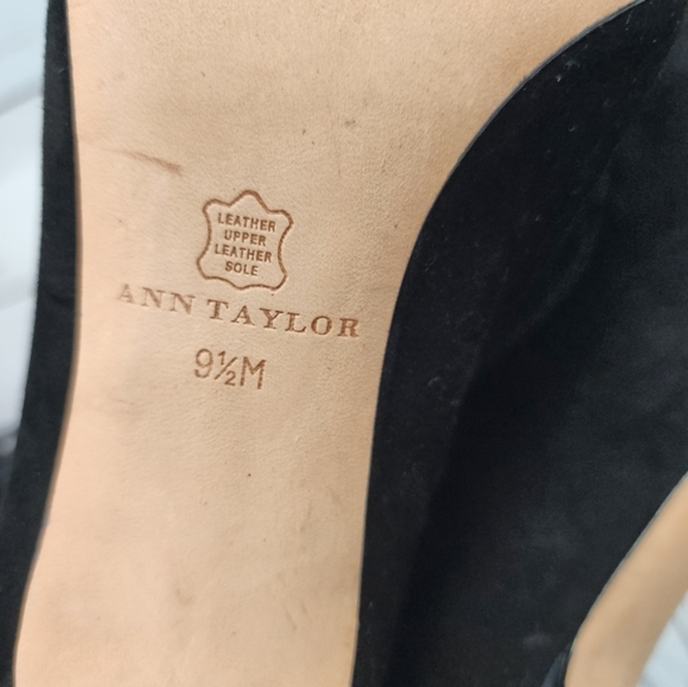 Ann Taylor Black Shearling Lamb Fur Booties - Picture 9 of 12